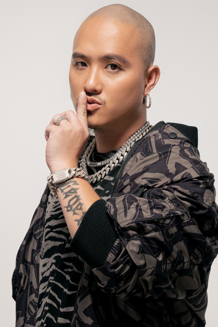 Huỳnh James x Pjnboys và Lona Kiều Loan sẽ khuấy động sân khấu Chung kết Miss HUTECH 2023 16