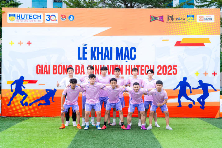 [Video] [Giải Bóng đá Sinh viên HUTECH 2025] Rộn ràng khai mạc và khởi tranh những lượt trận đầu tiên 115