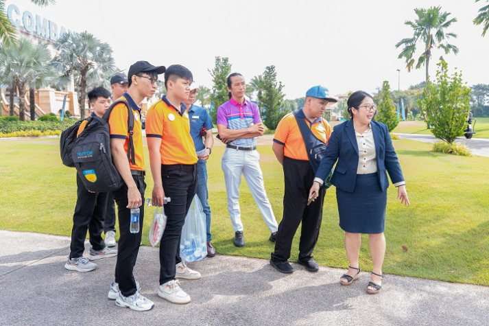 Sinh viên Quản lý thể dục thể thao trải nghiệm mô hình tổ chức sự kiện thể thao tại Sân Golf Long Thành (Đồng Nai) 10