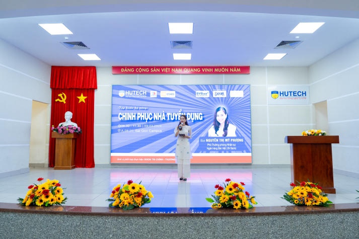 Sinh viên HUTECH trang bị kỹ năng, sẵn sàng “săn việc” tại ngày hội tuyển dụng HUTECH Career Day 2024 8