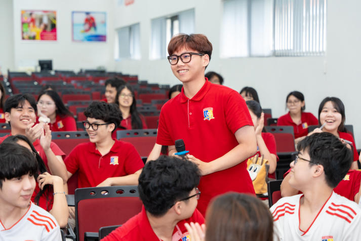 Hanwha Life Finance Mentor: Khi sinh viên trở thành “người thầy” của học sinh THPT 30