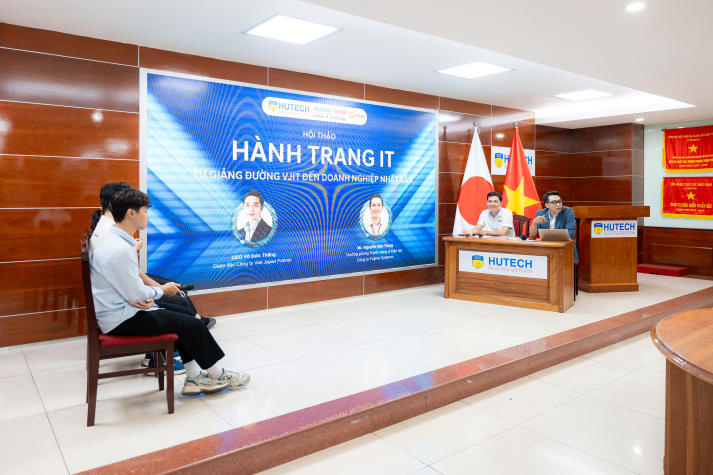 Sinh viên VJIT luyện bí kíp phỏng vấn, sẵn sàng nắm bắt cơ hội tại HUTECH IT OPEN DAY 2026 82