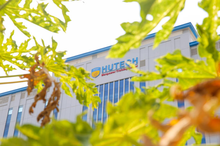 [HUTECH tôi yêu] HUTECH 30 năm - Nhìn lại một chặng đường 16