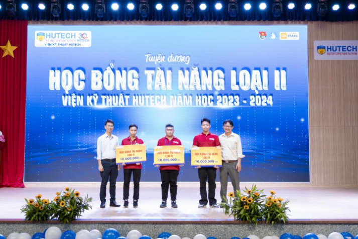 Viện Kỹ thuật tổng kết và phát động phong trào sinh viên năm học 2024-2025 53