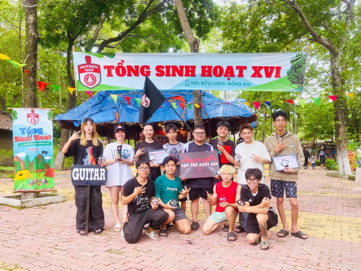 CLB Guitar HUTECH tổ chức chương trình ngoại khóa HUTECH City tour "Mùa hè sôi động" 116