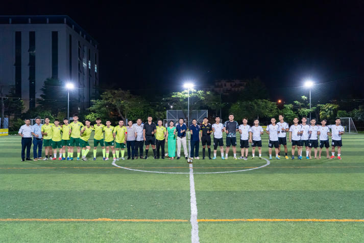 Lộ diện 08 đội mạnh nhất bước vào Tứ kết HUTECH Alumni Football 2025 137