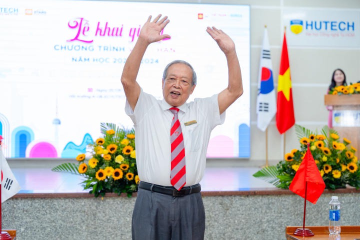 [Video] Viện Công nghệ Việt - Hàn HUTECH tổ chức lễ khai giảng, chính thức khởi động năm học mới 66