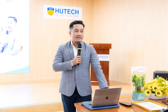 HUTECH-ers cập nhật kỹ năng quản lý truyền thông và xây dựng thương hiệu trong thời đại AI 42