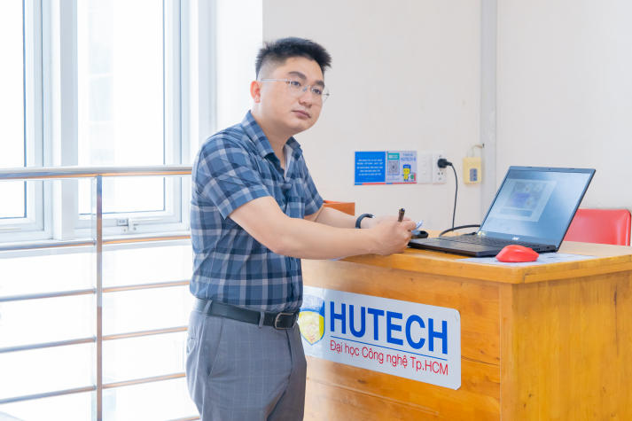 Học viên ngành Luật kinh tế HUTECH tìm lời giải cho các vấn đề pháp lý thực tiễn 30