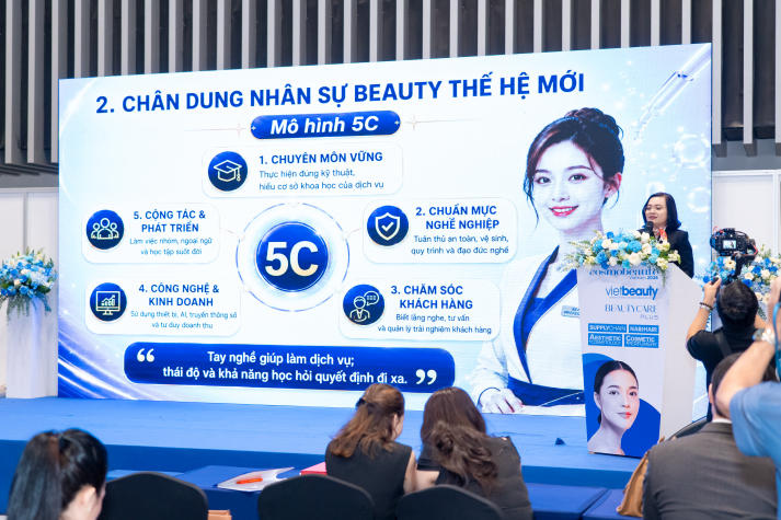 Giảng viên HUTECH chia sẻ định hướng đào tạo nhân lực ngành Công nghệ thẩm mỹ tại “Beauté KOLs Talks 2026” 31