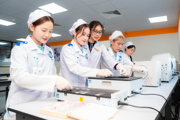 HUTECH công bố quyết định thành lập Trường Y và Khoa học Sức khỏe 162