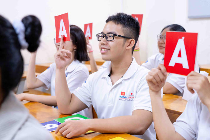 Chung kết "Kim bảng Nhật ngữ": Sân chơi trí tuệ, lan toả văn hóa Nhật Bản tại VJIT 47