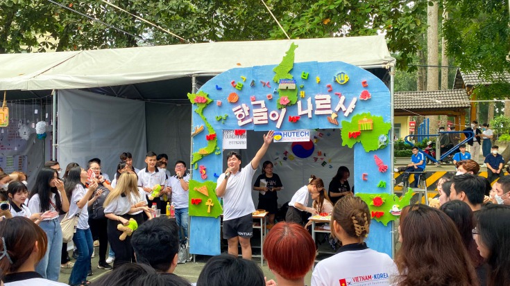 Đoàn sinh viên VKIT và Khoa Hàn Quốc học HUTECH nhiệt tình tham gia các hoạt động tại Hangeul Festival HUTECH 3
