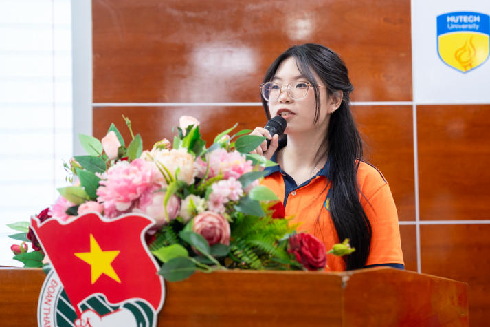 [Video] Tết xa nhà, ấm tình sẻ chia: HUTECH đồng hành cùng sinh viên đón Xuân Bính Ngọ 2026 37