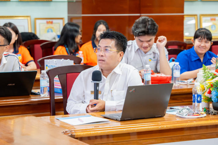 HUTECH Campus Quest 2025: Bừng sáng tư duy, dẫn lối tương lai cùng Khoa Tài chính - Thương mại 48