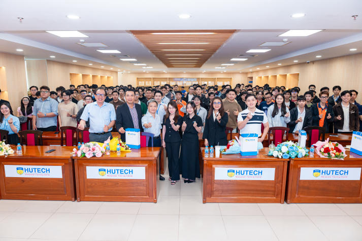 Định hướng nghề IT: Nắm bắt xu hướng, làm chủ tương lai cùng sinh viên Khoa Công nghệ thông tin 102