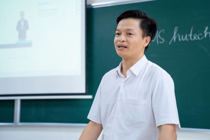 Trung tâm Dạy học số tổ chức tập huấn cách xây dựng và vận hành hệ thống LMS cho giảng viên Viện Công nghệ Việt - Nhật HUTECH 25