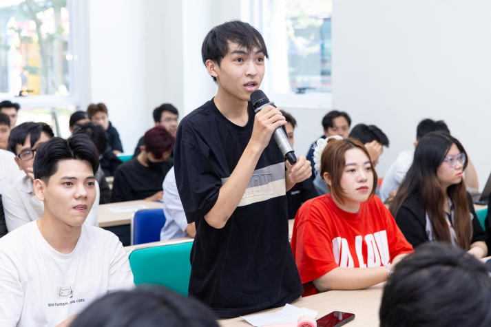 IT-ers HUTECH rèn kỹ năng viết CV tiếng Anh, tự tin chinh phục nhà tuyển dụng 61