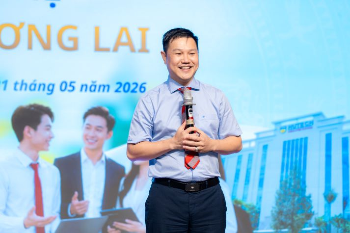 [Video] Cựu sinh viên tiếp lửa nghề nghiệp cho sinh viên Khoa Quản trị Du lịch - Nhà hàng - Khách sạn 139