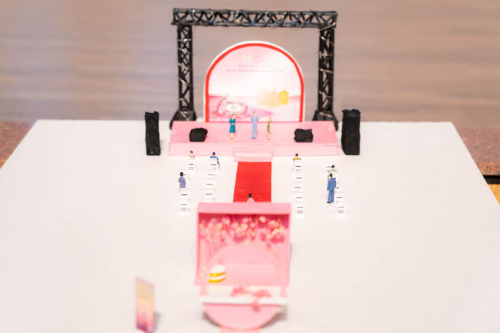 “Phù thủy sân khấu” HUTECH hiện thực hóa ý tưởng thành mô hình sân khấu sống động 16