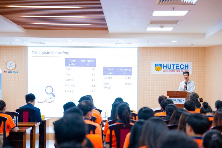 ​Sinh viên Viện Khoa học Ứng dụng HUTECH học cùng chuyên gia Hoa Kỳ về nguyên liệu bơ sữa 57