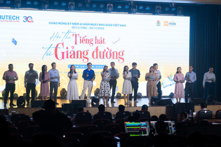 Một mùa giai điệu thăng hoa: HUTECH tôn vinh tháng 11 qua “Tiếng hát từ giảng đường” 2025 90
