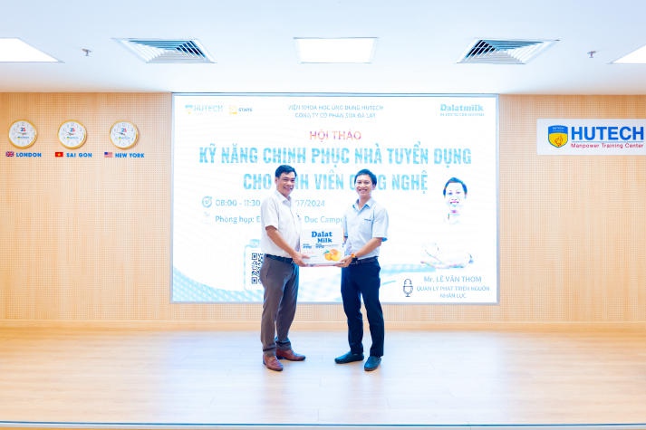 Sinh viên Viện Khoa học Ứng dụng bỏ túi kỹ năng ghi điểm trước nhà tuyển dụng từ chuyên gia Dalat Milk 45