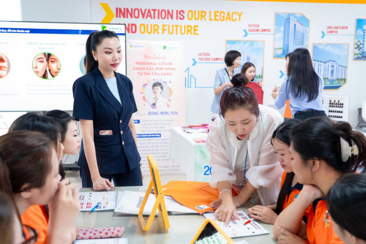 [Video] Khám phá Personal Color & K-Beauty 2025: Sinh viên Công nghệ thẩm mỹ “bắt trend” cùng chuyên gia Hàn Quốc 69