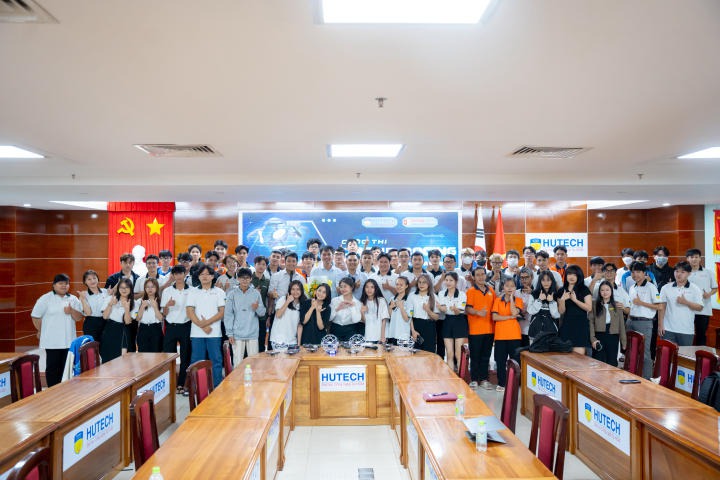 ​Viện Công nghệ Việt - Hàn chính thức phát động cuộc thi Drone Racing "Đường đua ánh sáng" 122