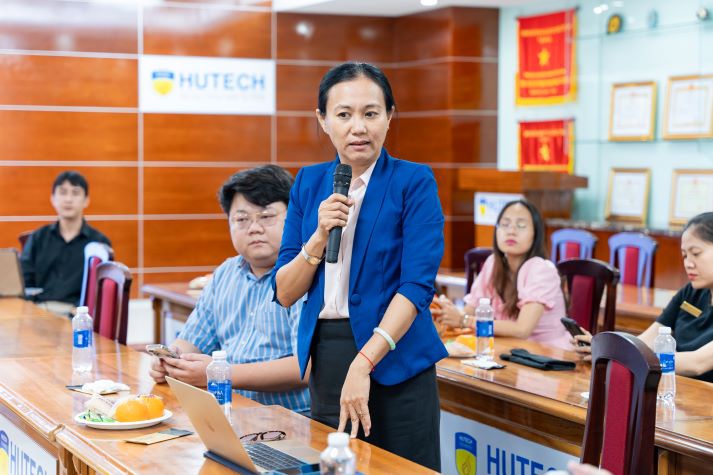 Khoa Marketing - Kinh doanh quốc tế nâng cấp kỹ năng áp dụng công nghệ trong giảng dạy 68