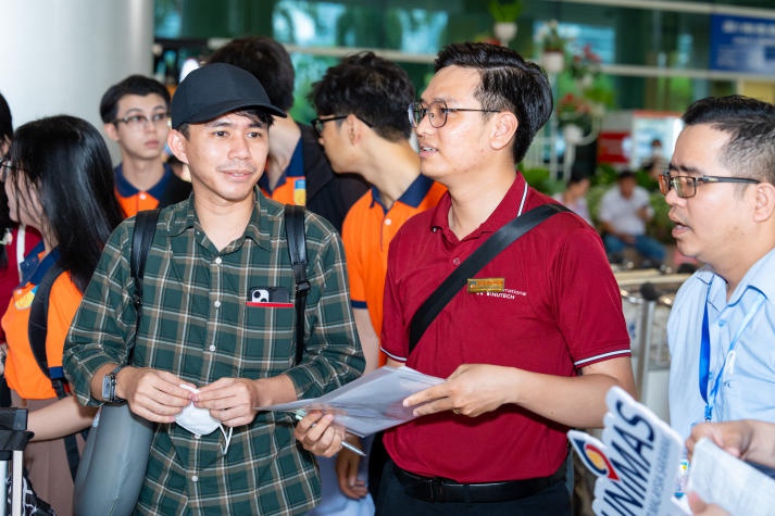 Khai mạc "Vietnam Study Tour Program 2024", sinh viên HUTECH có cơ hội giao lưu quốc tế cùng giảng viên và sinh viên UNIMAS 74