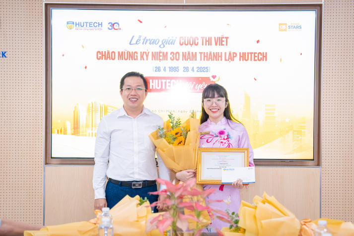 HUTECH vinh danh 08 tác giả xuất sắc Cuộc thi Viết “HUTECH tôi yêu” 227