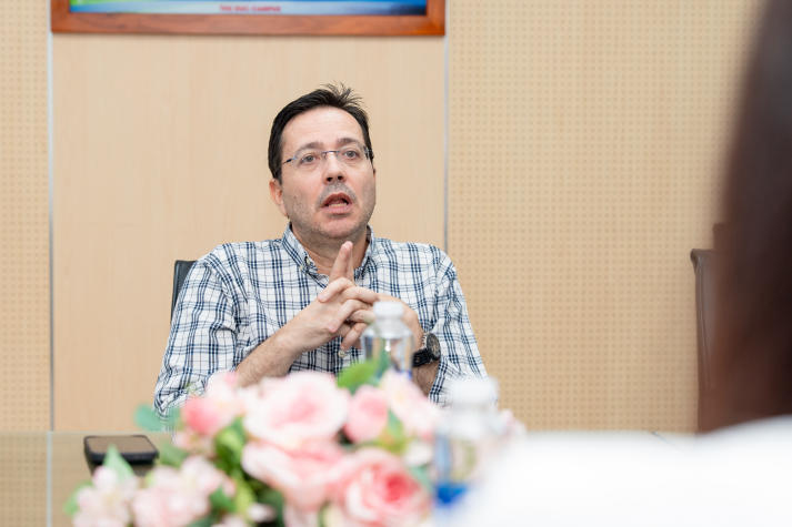 HUTECH làm việc với Phó Lãnh sự danh dự Tây Ban Nha, mở rộng cơ hội hợp tác cùng các đối tác châu Âu 53