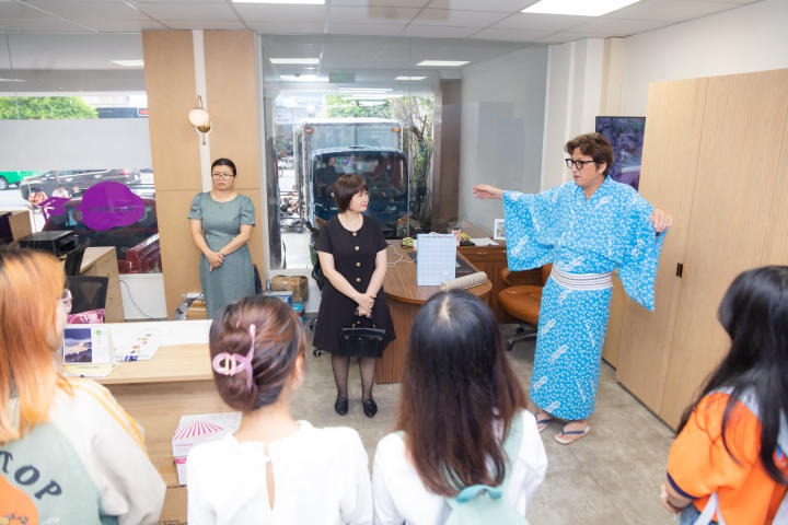 Sinh viên Khoa Nhật Bản học tìm hiểu về quy trình may Kimono tại Công ty TNHH Nihonwasou 35