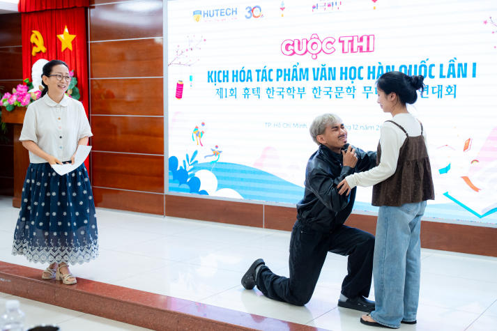 Từ trang sách đến sân khấu: Khám phá văn học xứ sở kim chi cùng sinh viên Khoa Hàn Quốc học 64