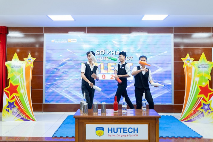 [Ảnh] Nhìn lại hành trình đáng nhớ của Top 18 thí sinh/ nhóm thí sinh tài năng tại HUTECH's Got Talent 2024 17