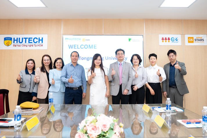 Buổi thảo luận các nội dung hợp tác đào tạo giữa HUTECH và Tongmyong University 56