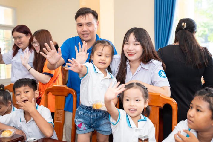 HUTECH cùng China Medical University giao lưu học tập về xây dựng môi trường làm việc cho người yếu thế 83