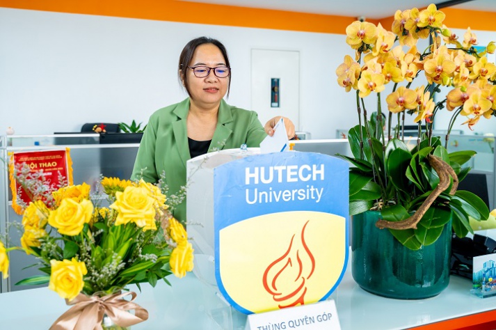 HUTECH launches donation drive to aid Northern provinces affected by storms and floods 45