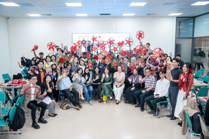 Chọn chương trình Cử nhân Chuẩn quốc tế HUTECH, sẵn sàng vươn xa trong môi trường toàn cầu 67