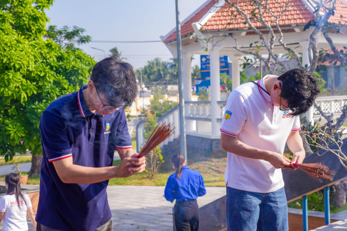 Xuân sắc xanh 2026: Sinh viên HUTECH mang Tết yêu thương đến với người dân Vĩnh Long 115