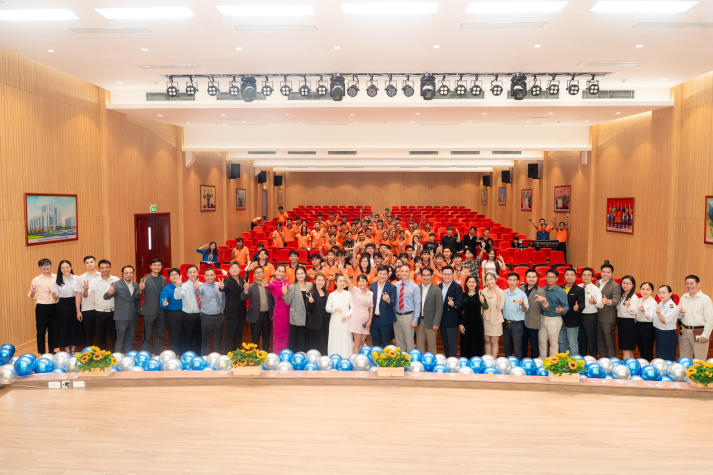 Chào đón tân sinh viên 2025 Viện Văn hóa - Nghệ thuật - Thể thao: Sẵn sàng bứt phá cùng đam mê 8