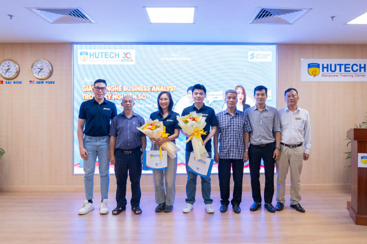 [Video] IT-ers HUTECH "giải mã" nghề Business Analyst trong kỷ nguyên số 19