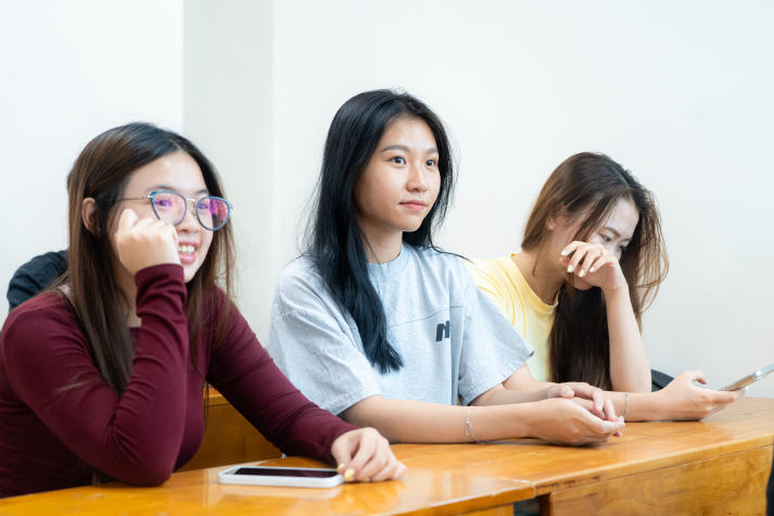 Sinh viên Khoa Tiếng Anh nâng cao kỹ năng biên - phiên dịch trong kỷ nguyên số 40