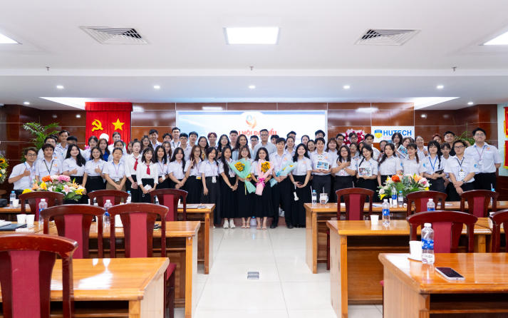 Ra mắt những “thủ lĩnh mới” tại Đại hội Liên Chi hội Khoa Quản trị Du lịch - Nhà hàng - Khách sạn nhiệm kỳ 2025 - 2028 240