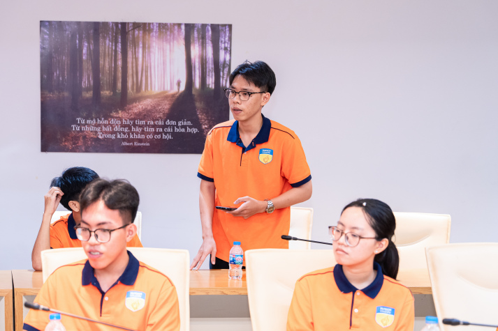 Viettel Telecom mở góc nhìn thực tế về công nghệ kinh doanh số cho sinh viên Thương mại điện tử 39