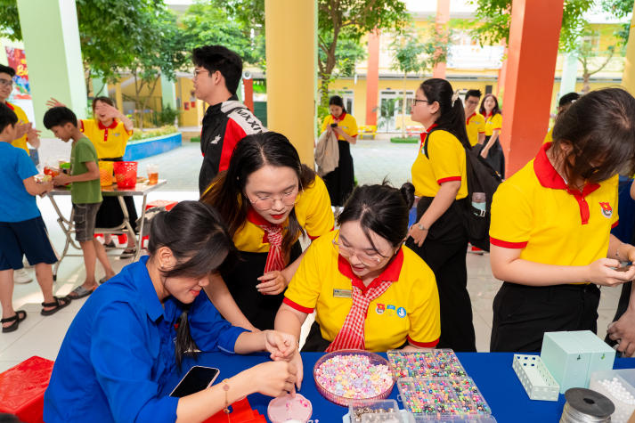 “Đặt lịch” tỏa sáng cùng loạt sân chơi tài năng, phong trào tại HUTECH 172
