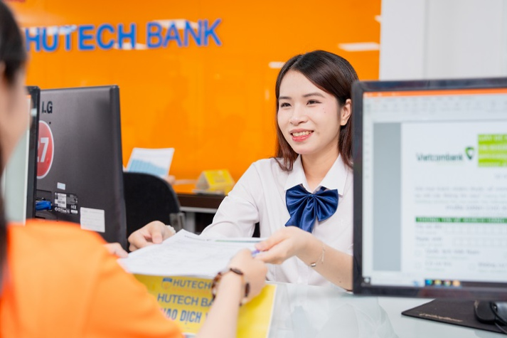 HUTECH continues to earn QS 5-Star for Employability 9