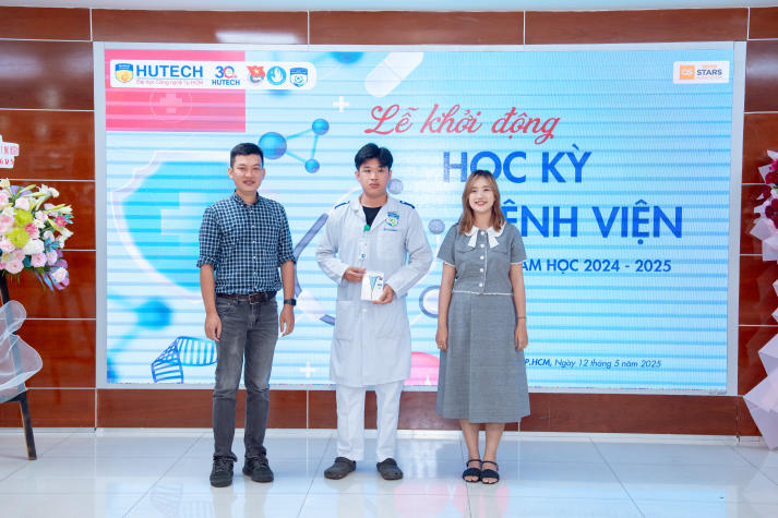 [Video] Lễ khởi động học kỳ bệnh viện: Dấu mốc khởi đầu hành trình thực tập của sinh viên Khoa Điều và Xét nghiệm HUTECH 136