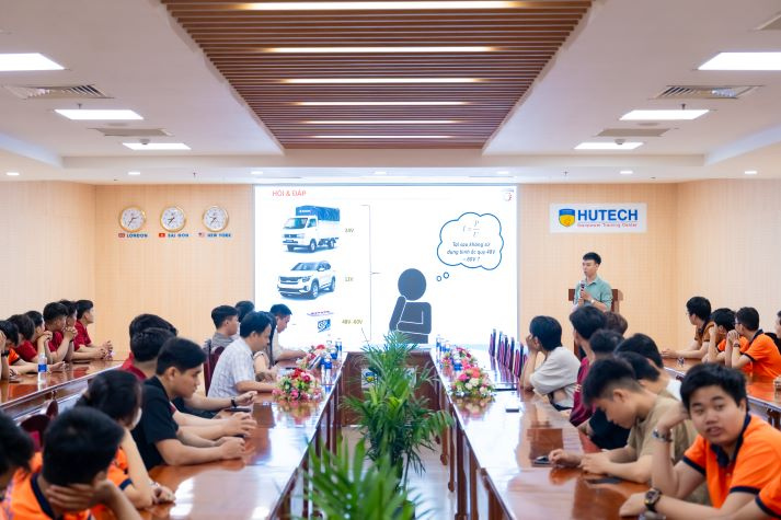 Sinh viên Viện Kỹ thuật "giải mã" điện áp cao xe điện, vững vàng bước vào ngành công nghiệp xanh 20
